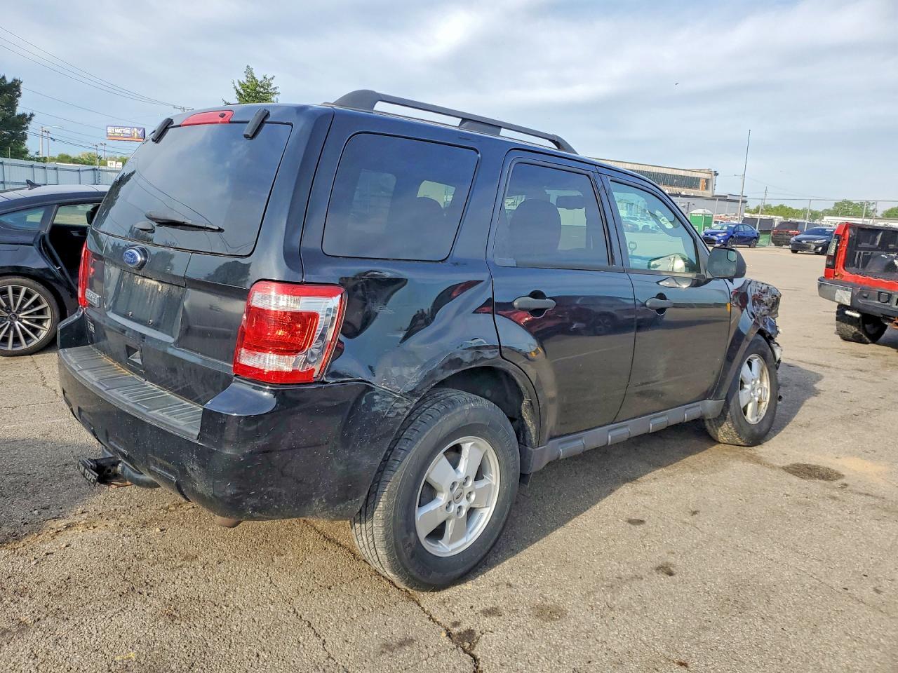 FORD ESCAPE 2012 — 4