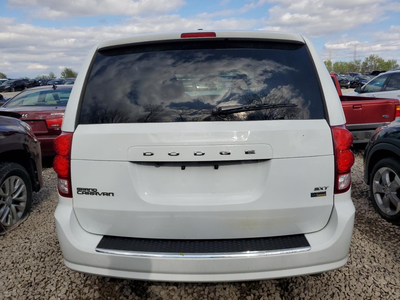 DODGE GRAND CARAVAN 2019 — 7