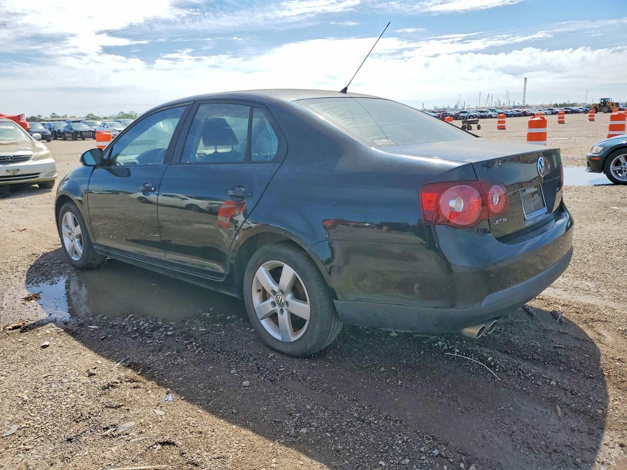 VOLKSWAGEN JETTA 2009 — 3