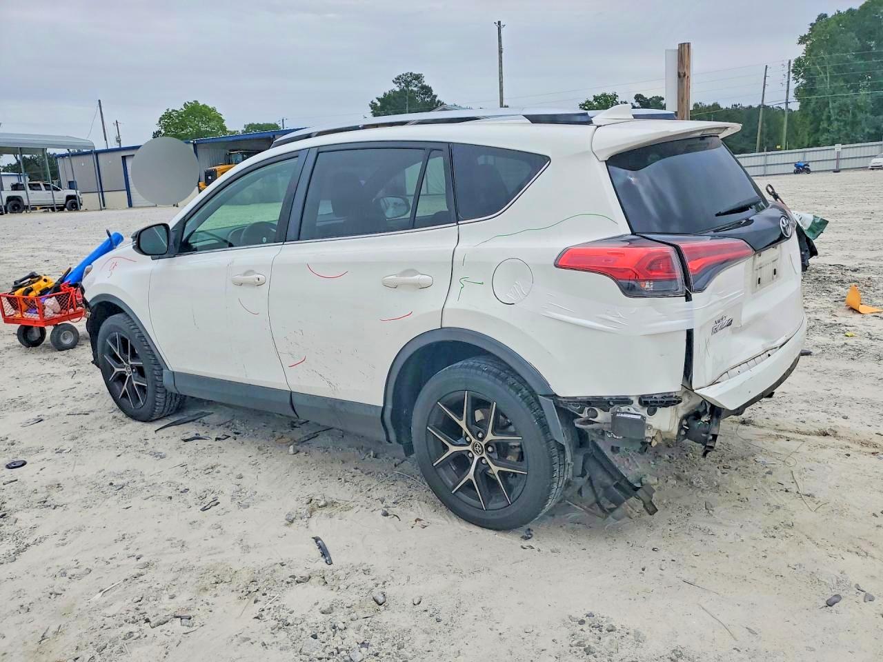 TOYOTA RAV4 2016 — 3
