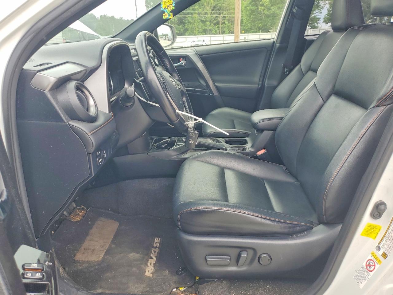 TOYOTA RAV4 2016 — 8