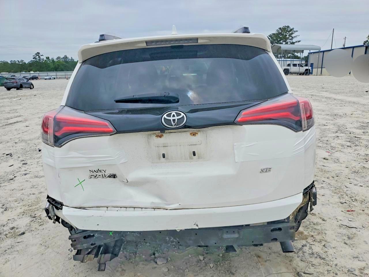 TOYOTA RAV4 2016 — 7