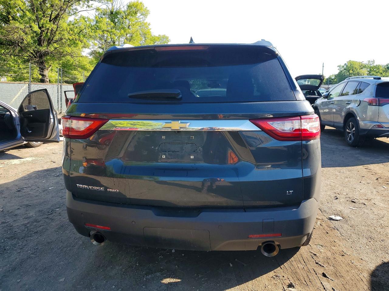 CHEVROLET TRAVERSE 2018 — 7