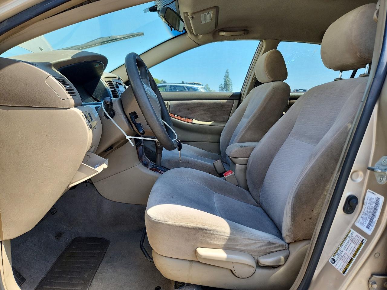 TOYOTA COROLLA 2005 — 8