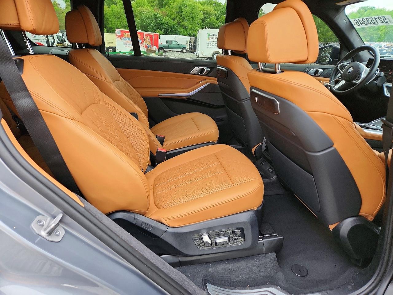 BMW X7 2024 — 12