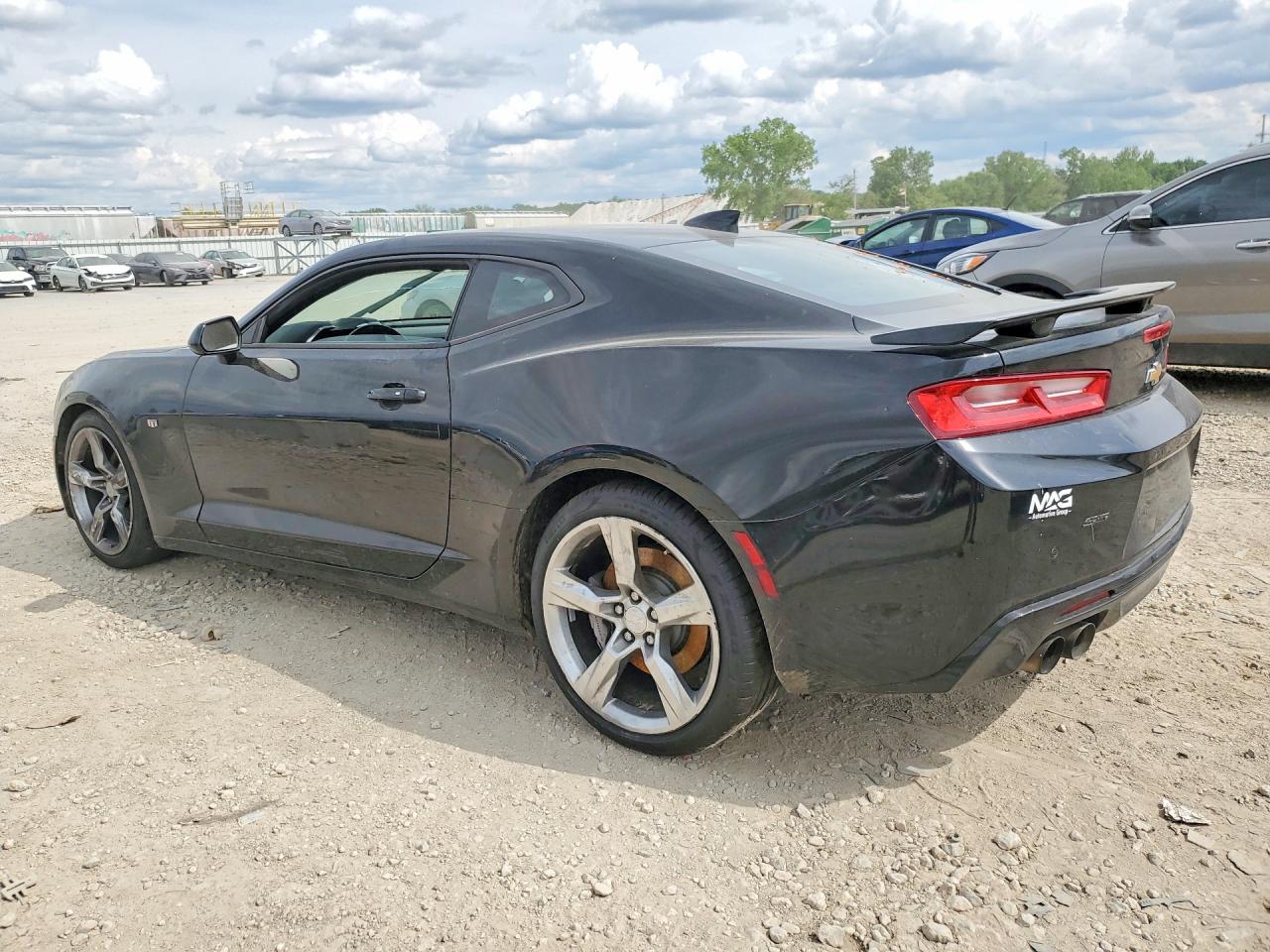 CHEVROLET CAMARO 2016 — 3