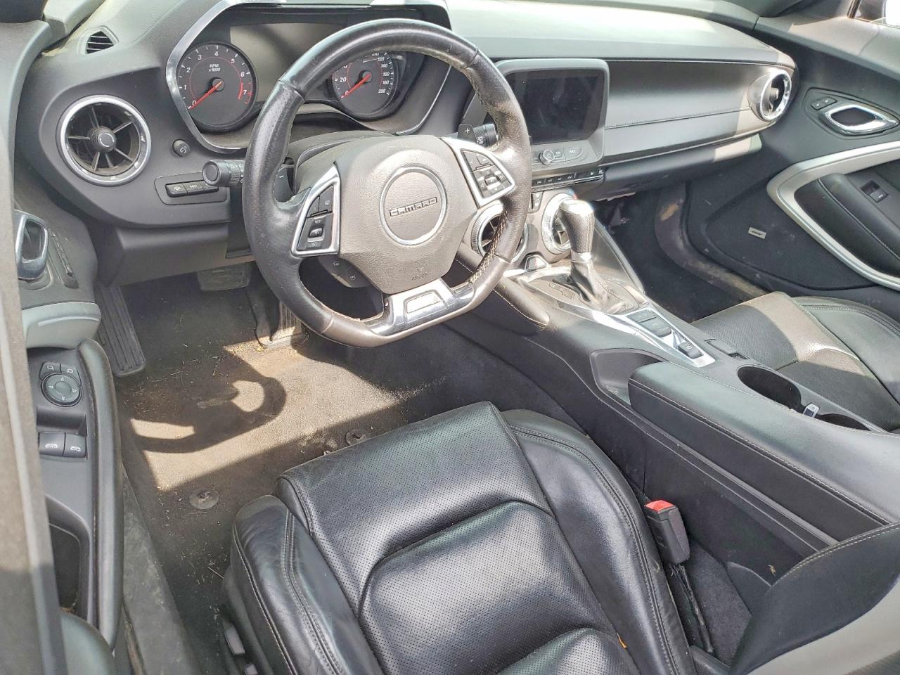 CHEVROLET CAMARO 2016 — 9