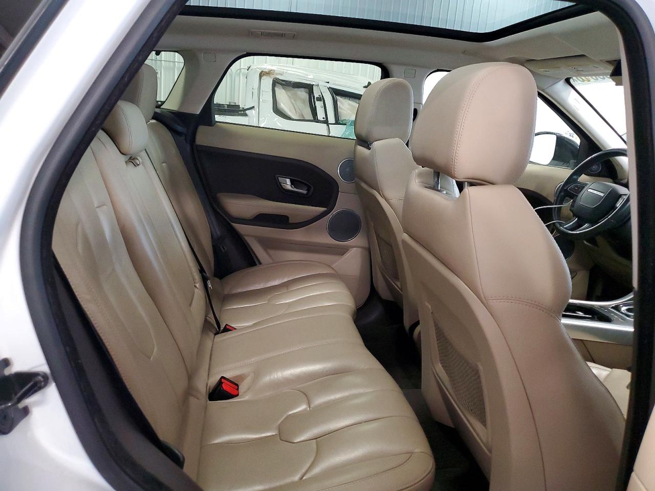 LAND ROVER RANGE ROVER EVOQUE 2015 — 12