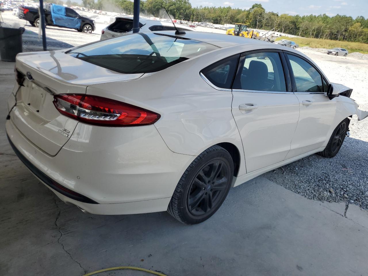 FORD FUSION 2018 — 4