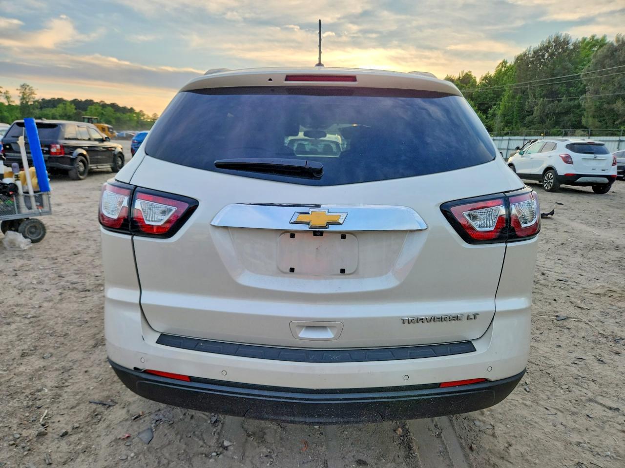 CHEVROLET TRAVERSE 2015 — 7