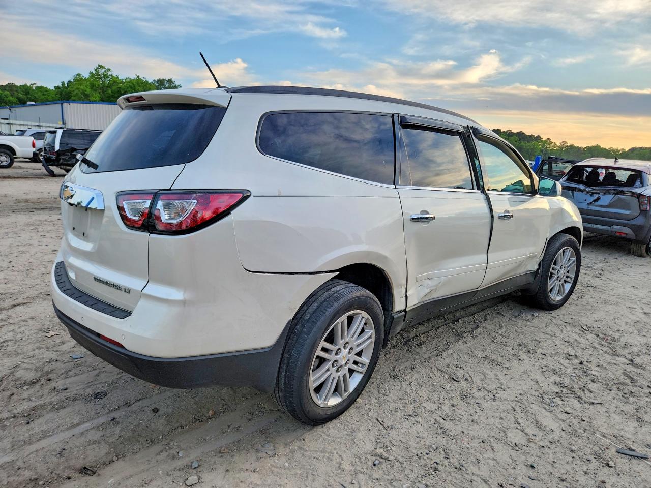 CHEVROLET TRAVERSE 2015 — 4