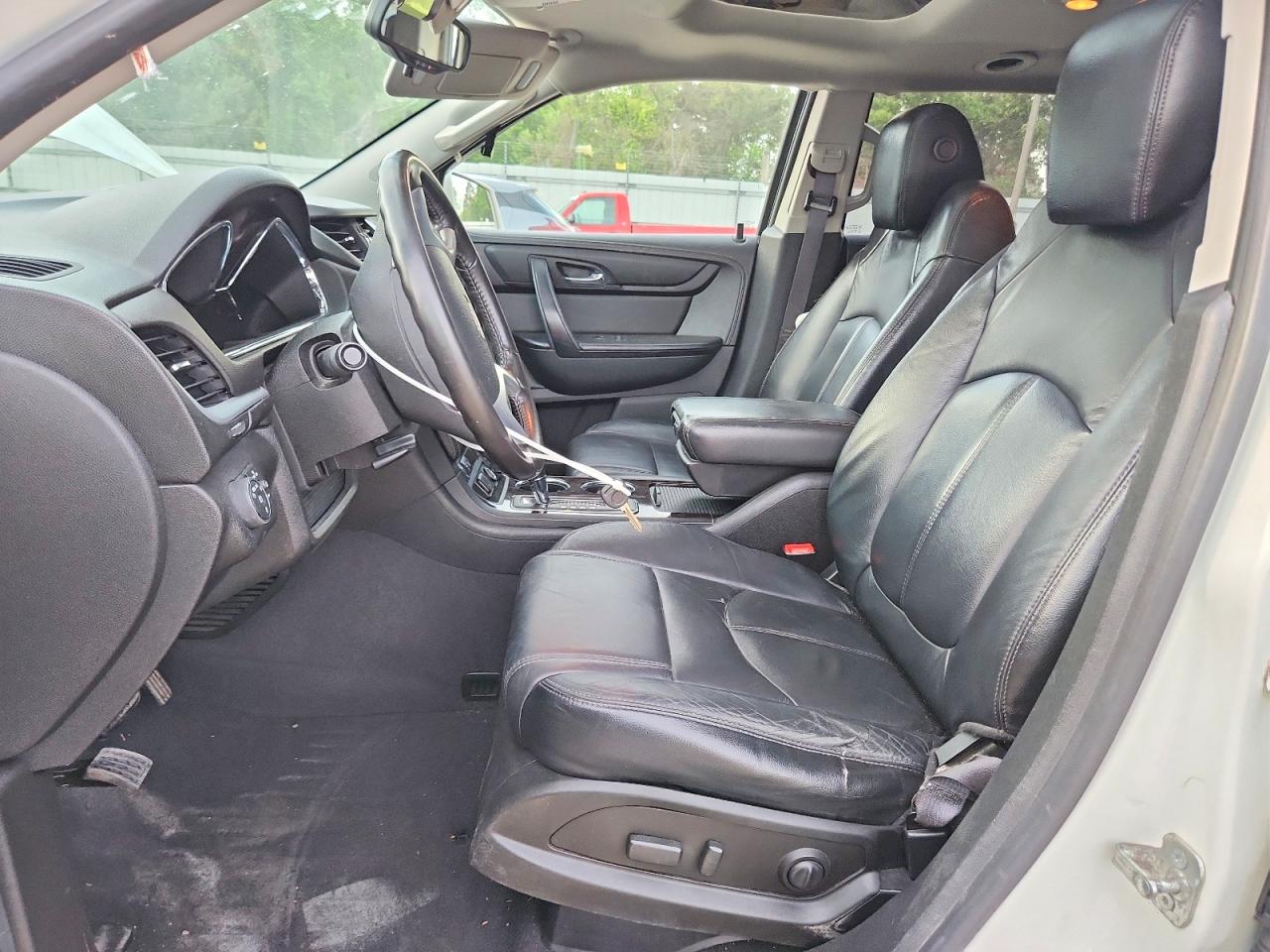 CHEVROLET TRAVERSE 2015 — 8