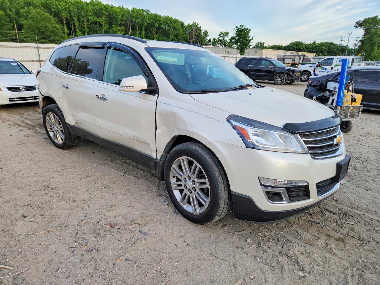 CHEVROLET TRAVERSE 2015 — 5