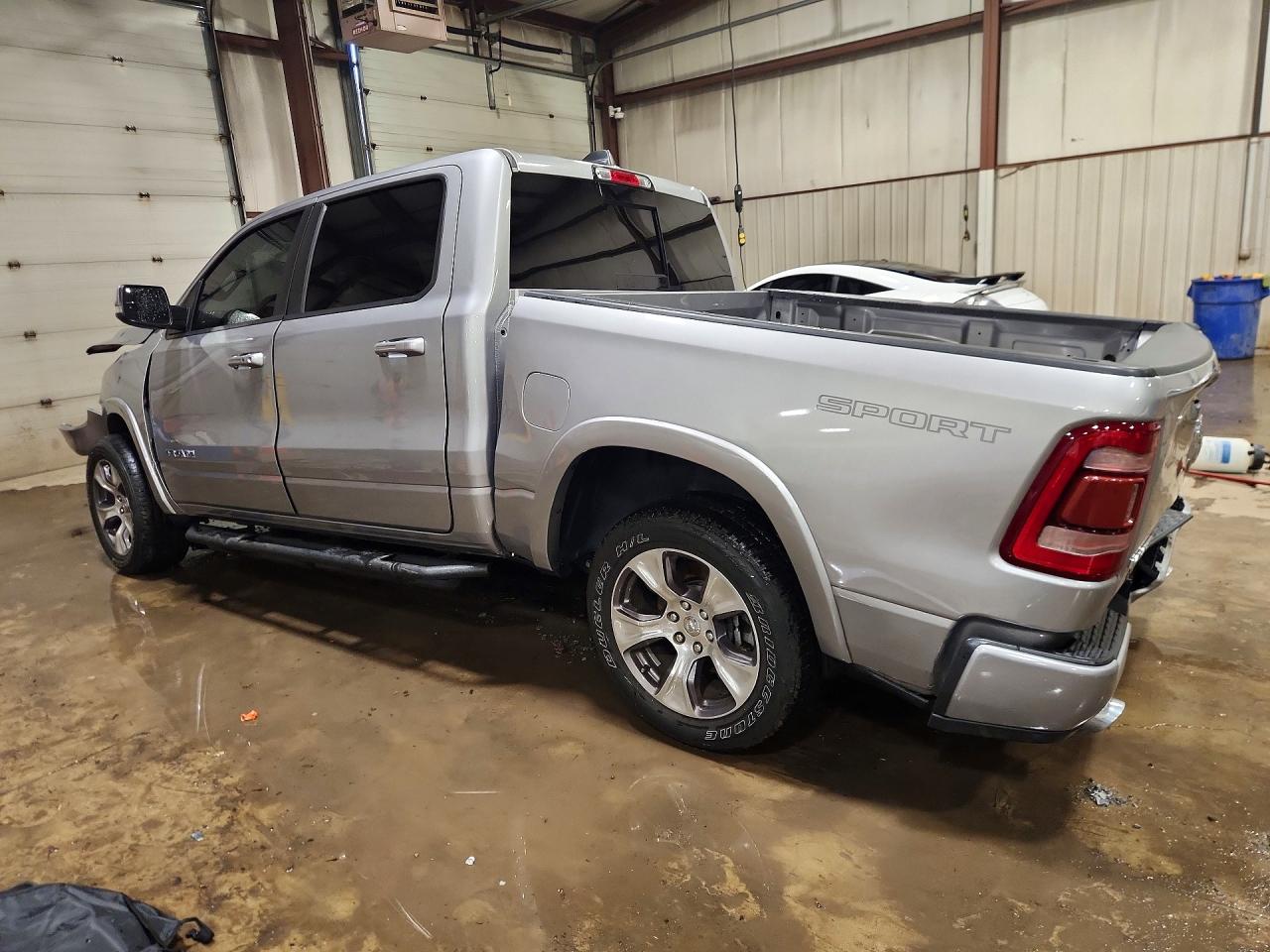 RAM 1500 2021 — 3