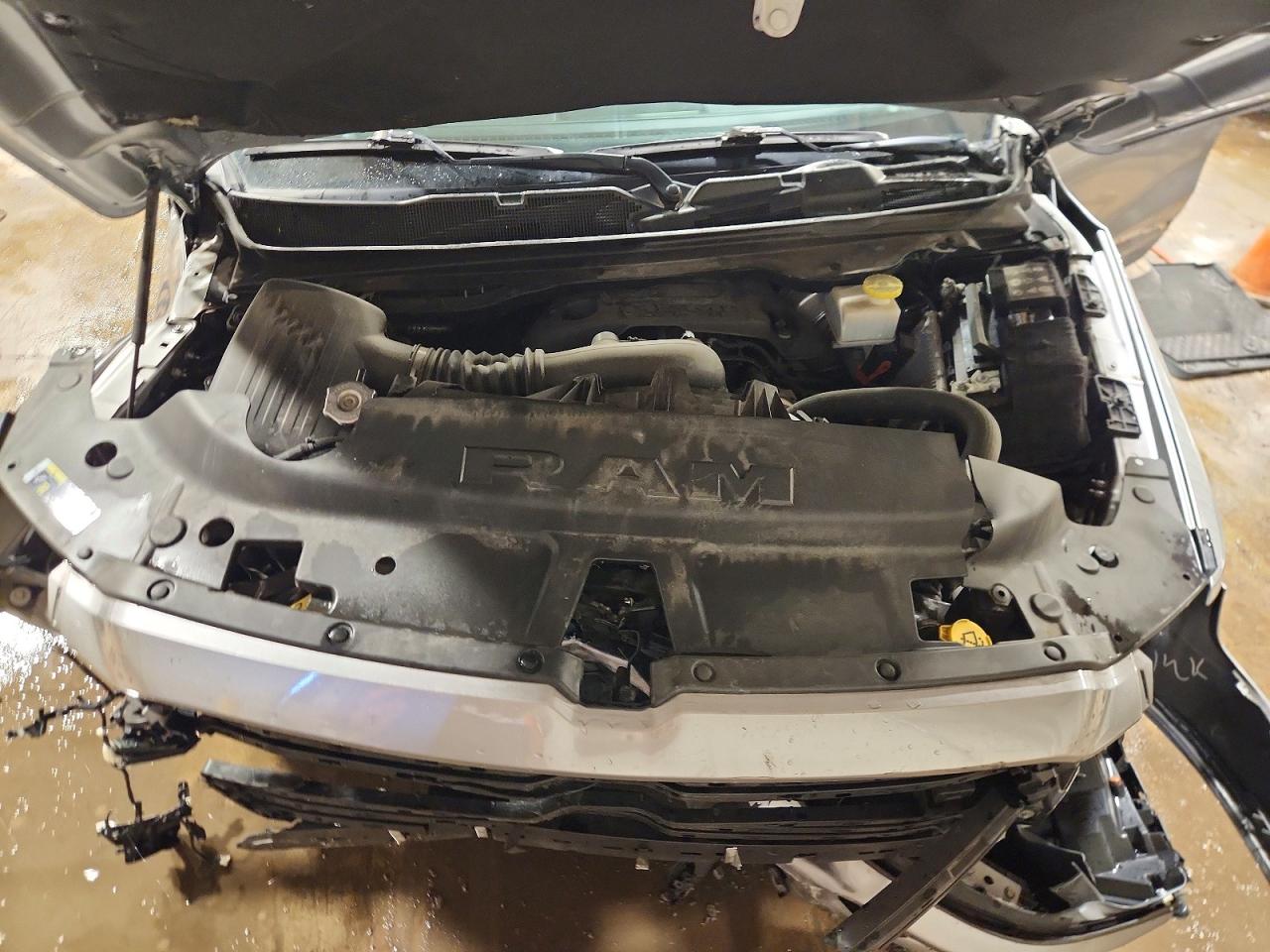 RAM 1500 2021 — 12