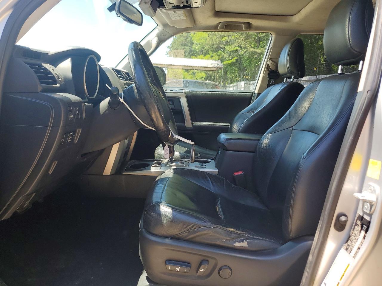 TOYOTA 4RUNNER 2011 — 8