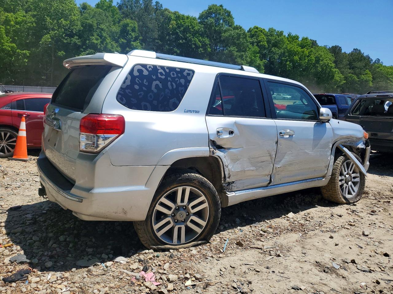 TOYOTA 4RUNNER 2011 — 4