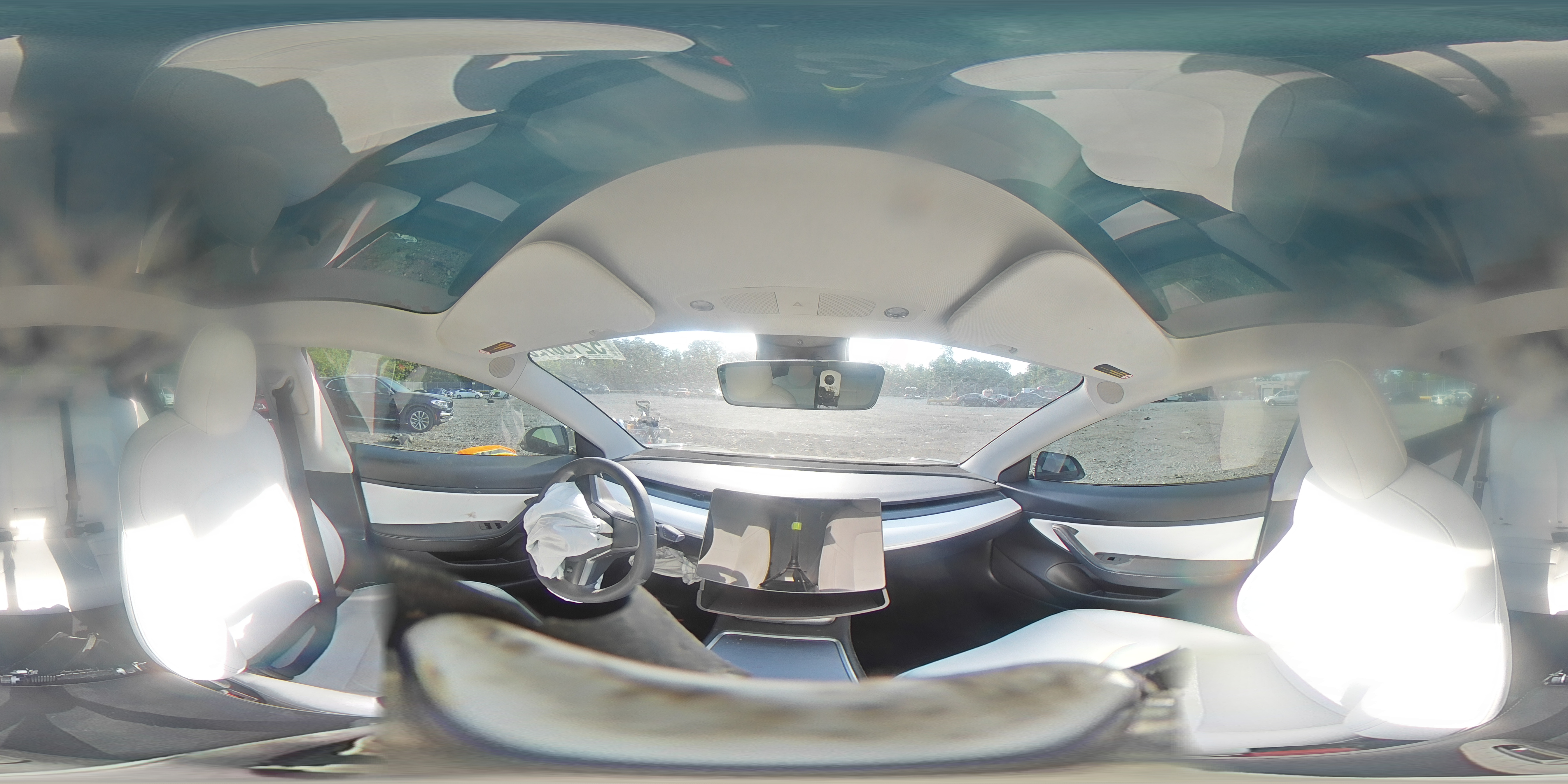 TESLA MODEL 3 2021 — 14