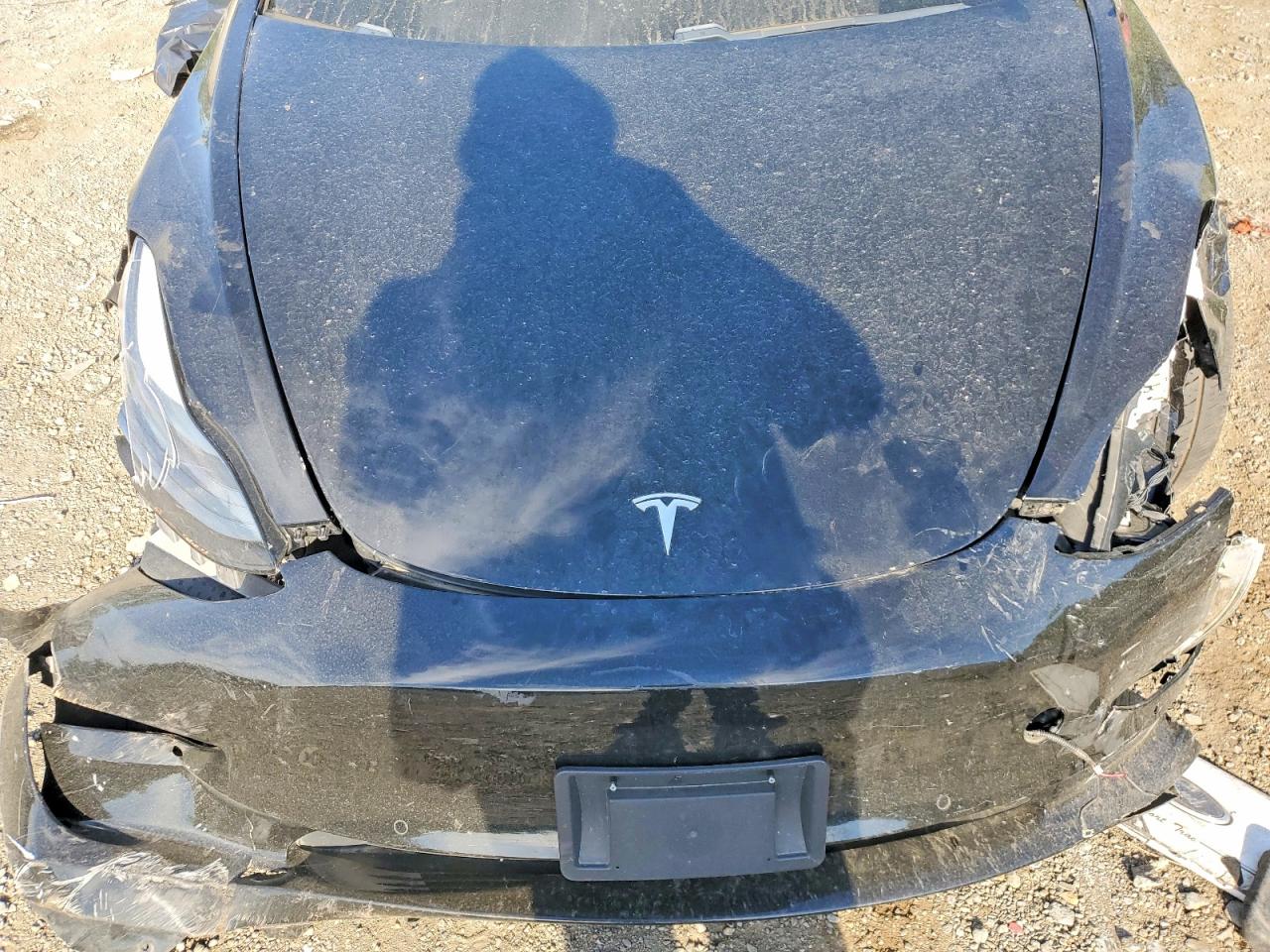 TESLA MODEL 3 2021 — 12