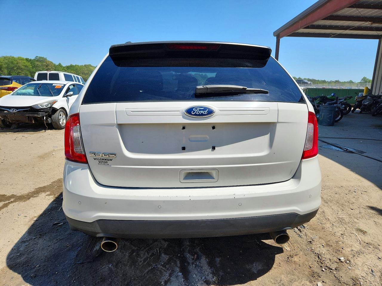 FORD EDGE 2011 — 7