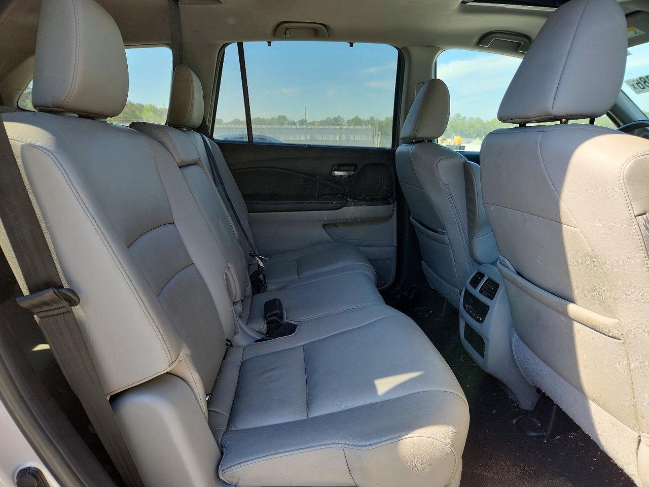 HONDA PILOT 2022 — 12