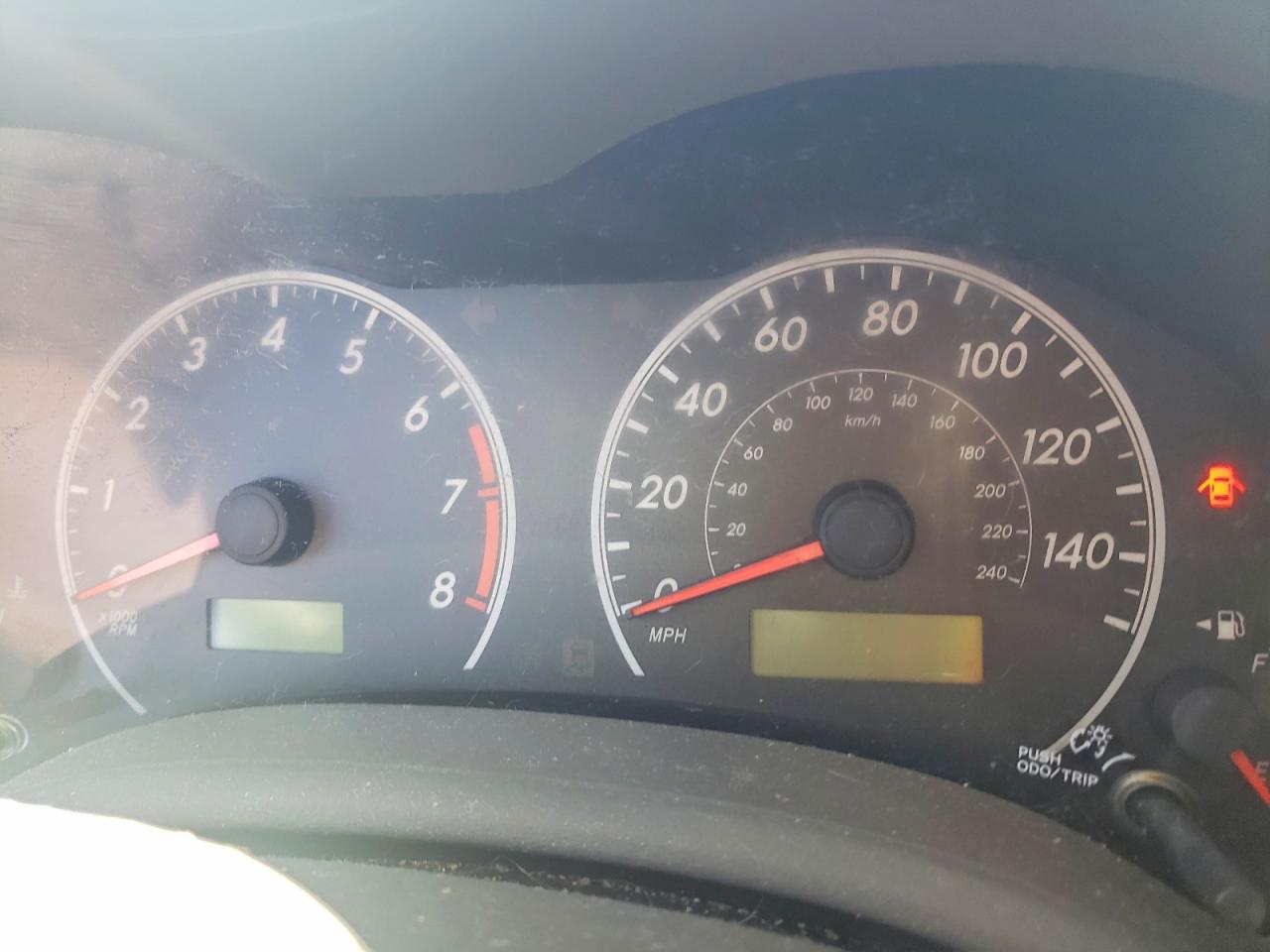 TOYOTA COROLLA 2010 — 10
