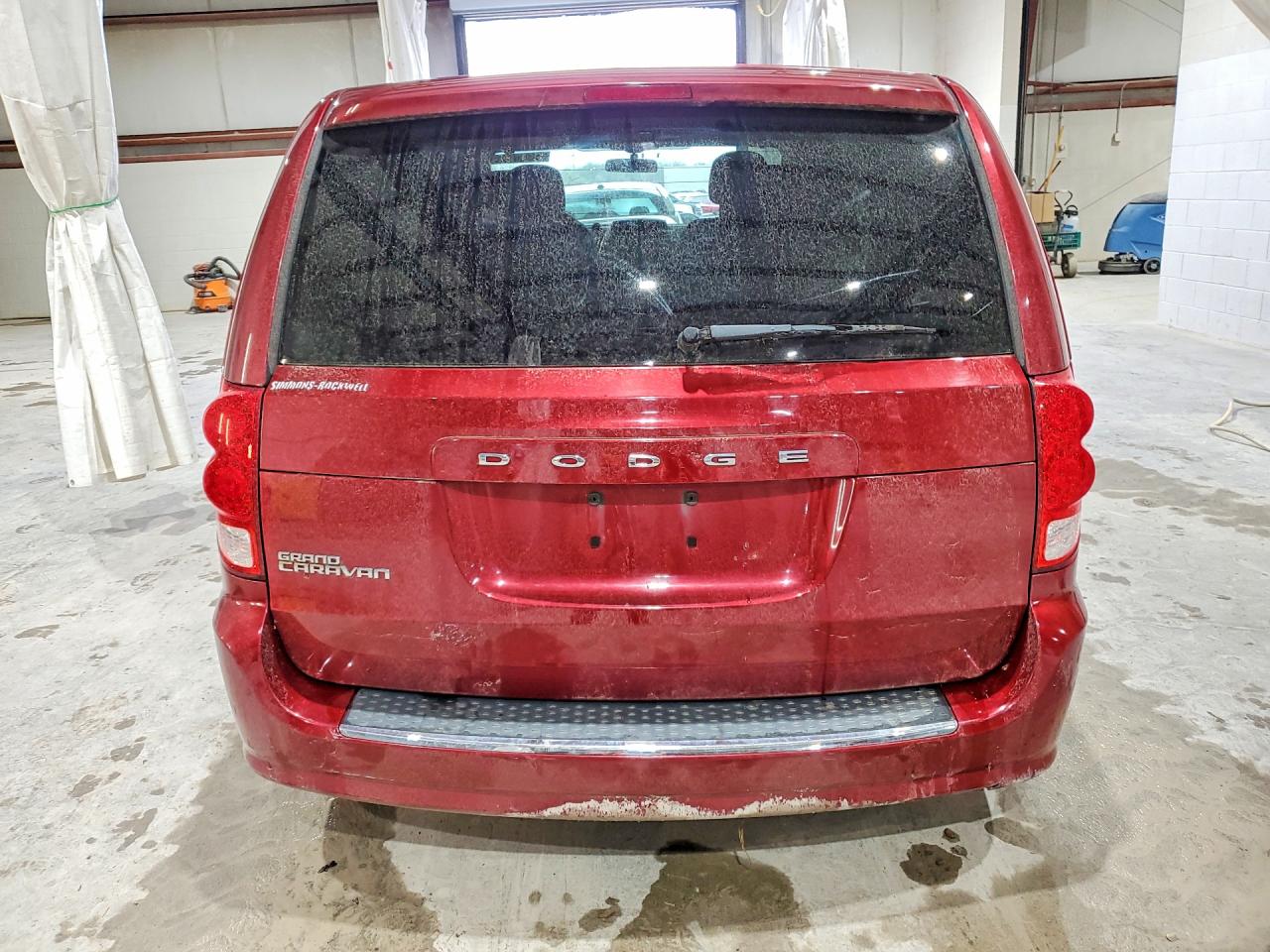 DODGE GRAND CARAVAN 2011 — 7