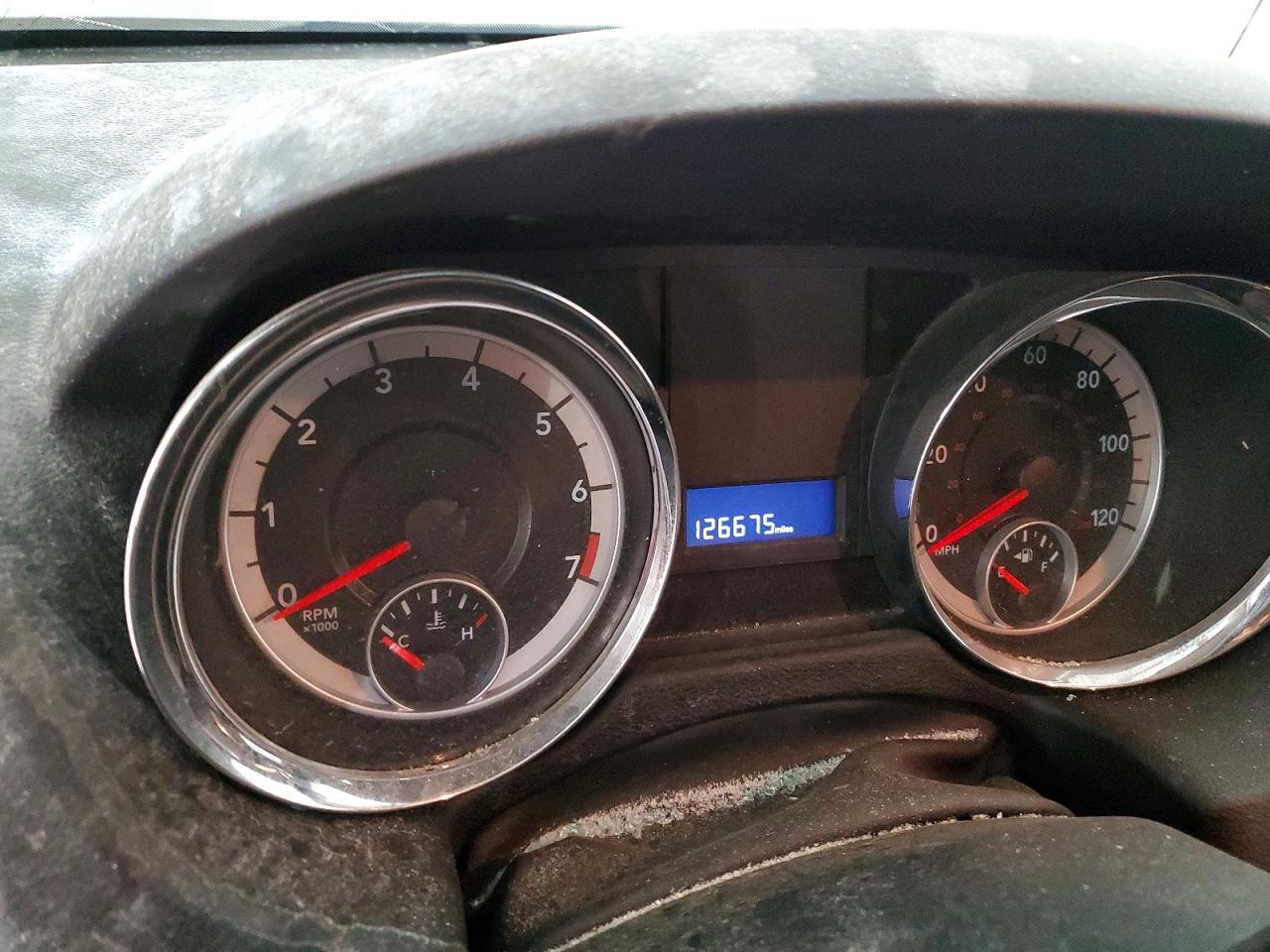 DODGE GRAND CARAVAN 2011 — 10
