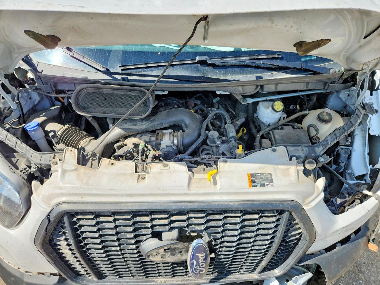 FORD TRANSIT 2024 — 13