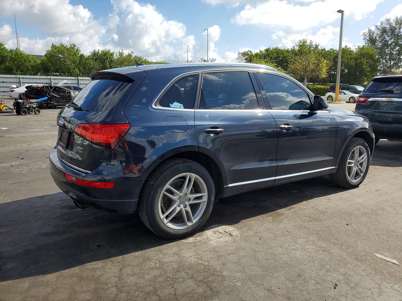 AUDI Q5 2016 — 4