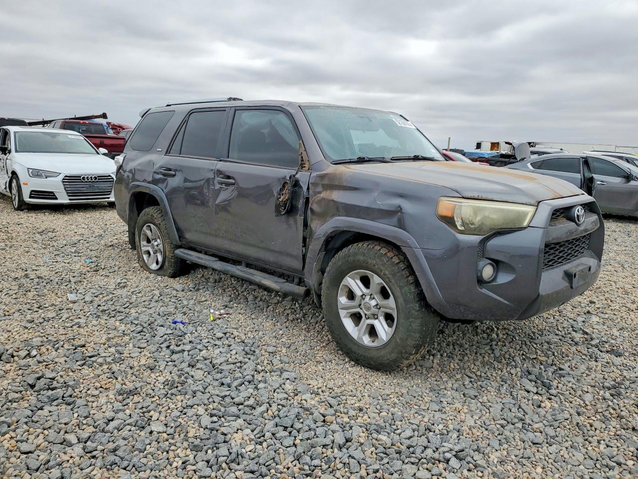 TOYOTA 4RUNNER 2016 — 5