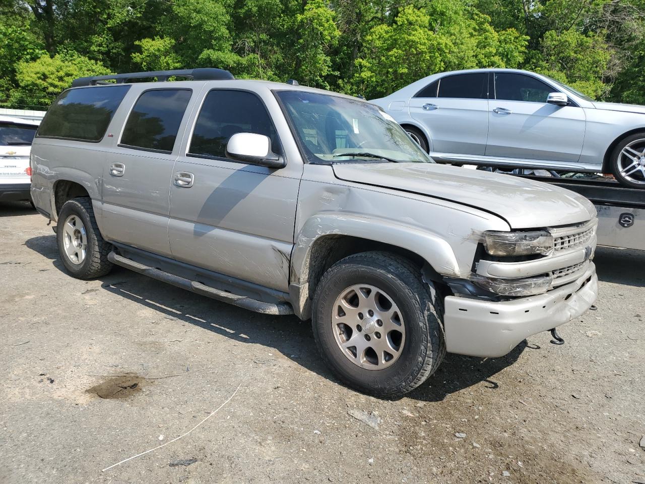 CHEVROLET SUBURBAN 2005 — 5