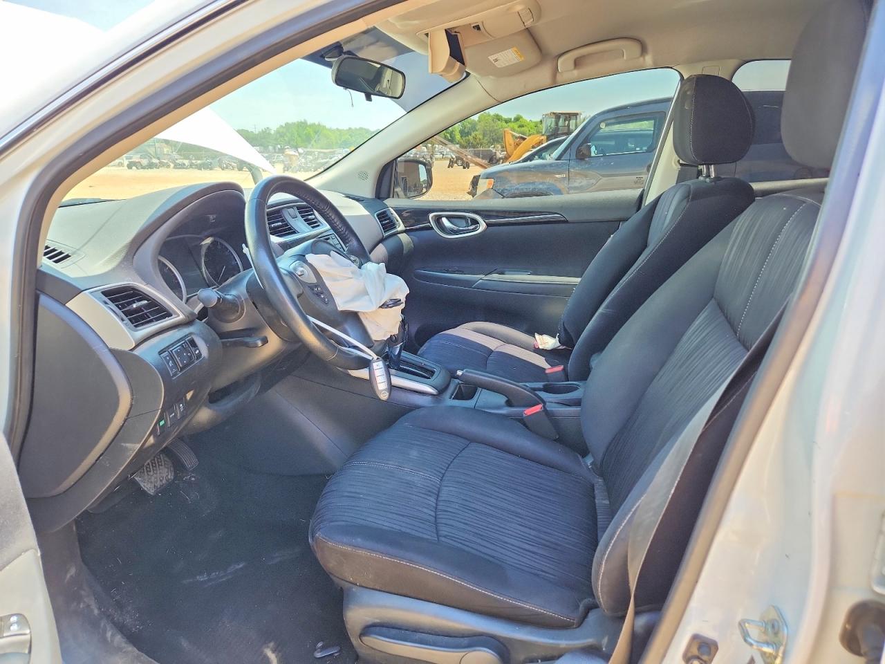 NISSAN SENTRA 2018 — 8