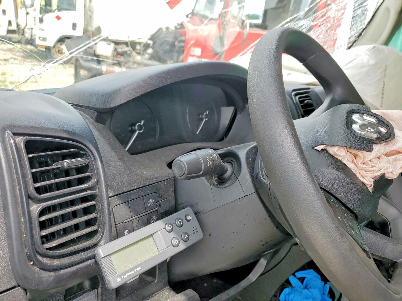RAM PROMASTER 2500 2023 — 10