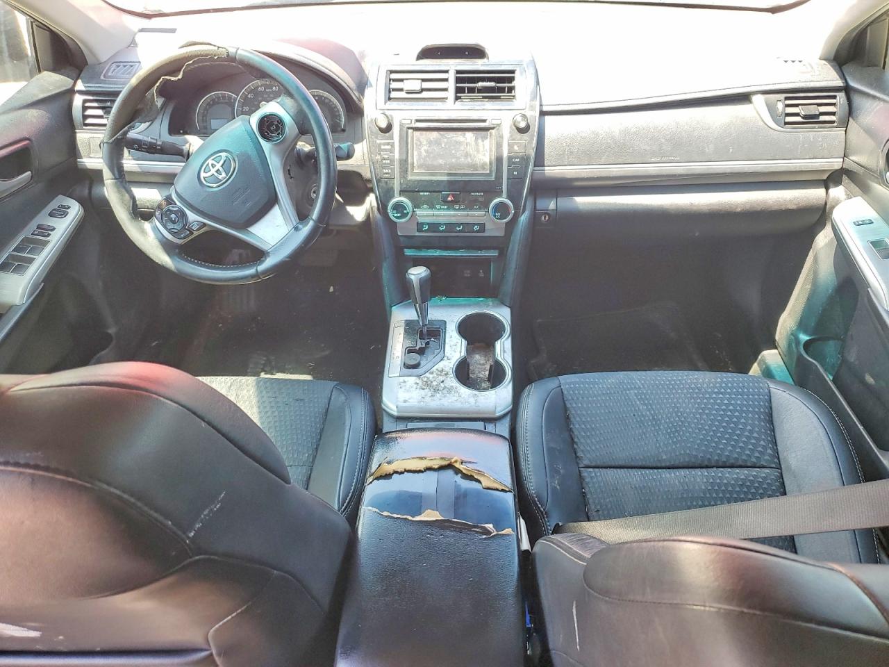 TOYOTA CAMRY 2014 — 9