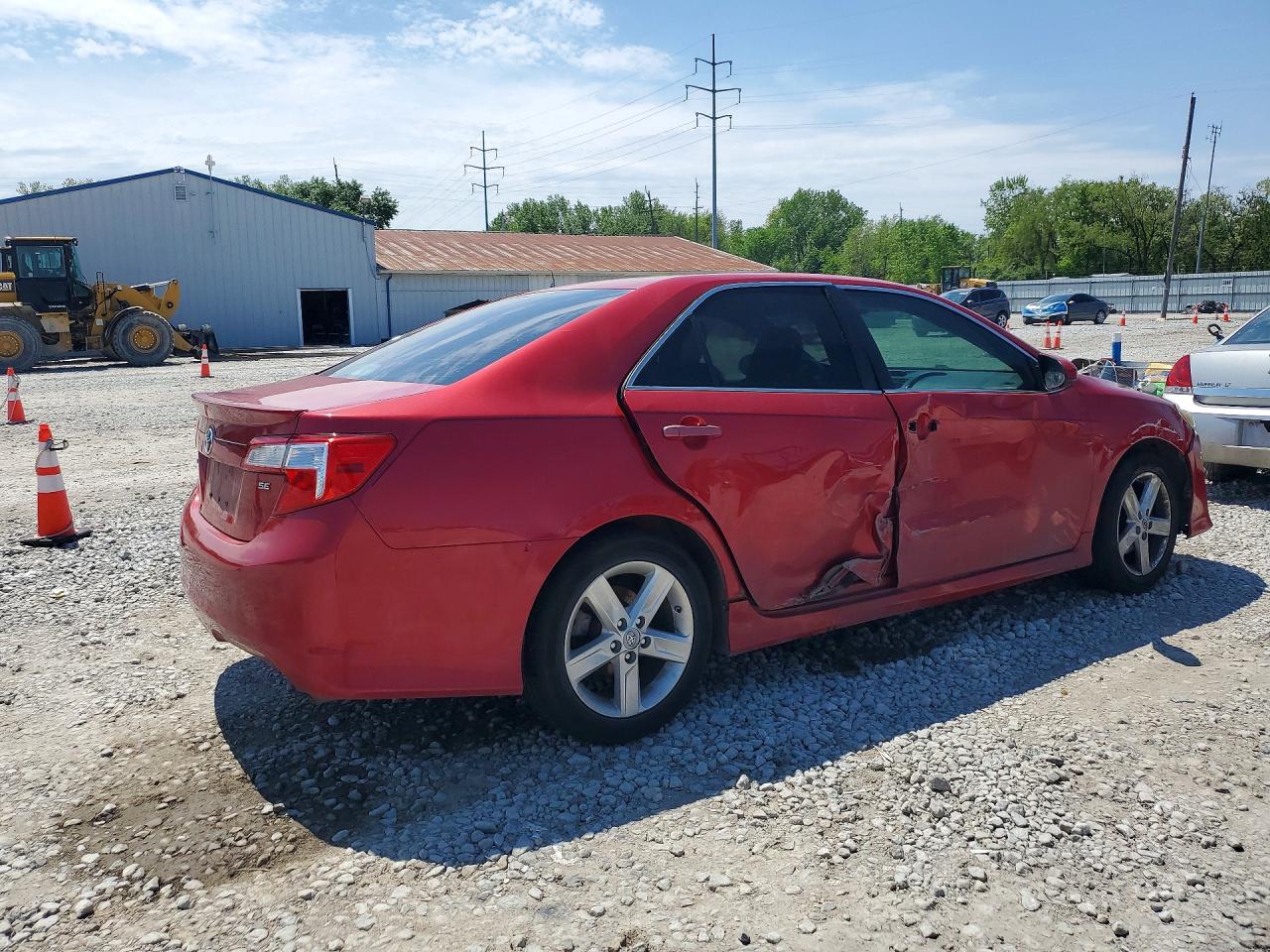 TOYOTA CAMRY 2014 — 4