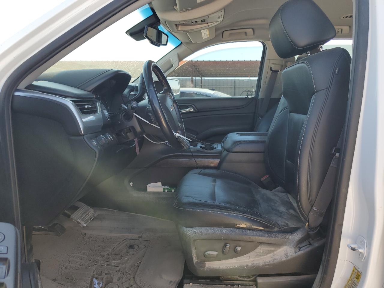 CHEV TAHOE 2015 — 8