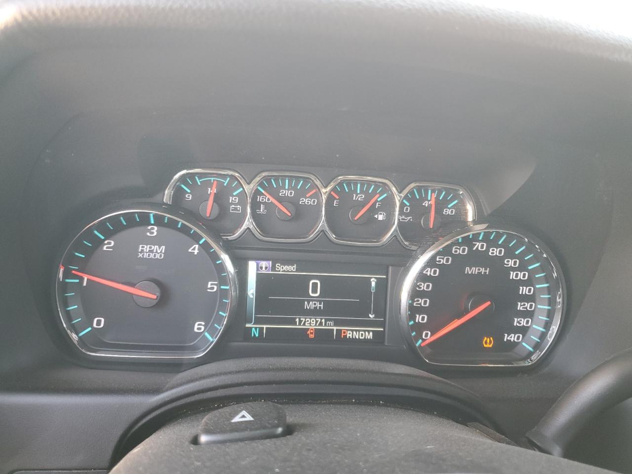 CHEV TAHOE 2015 — 10