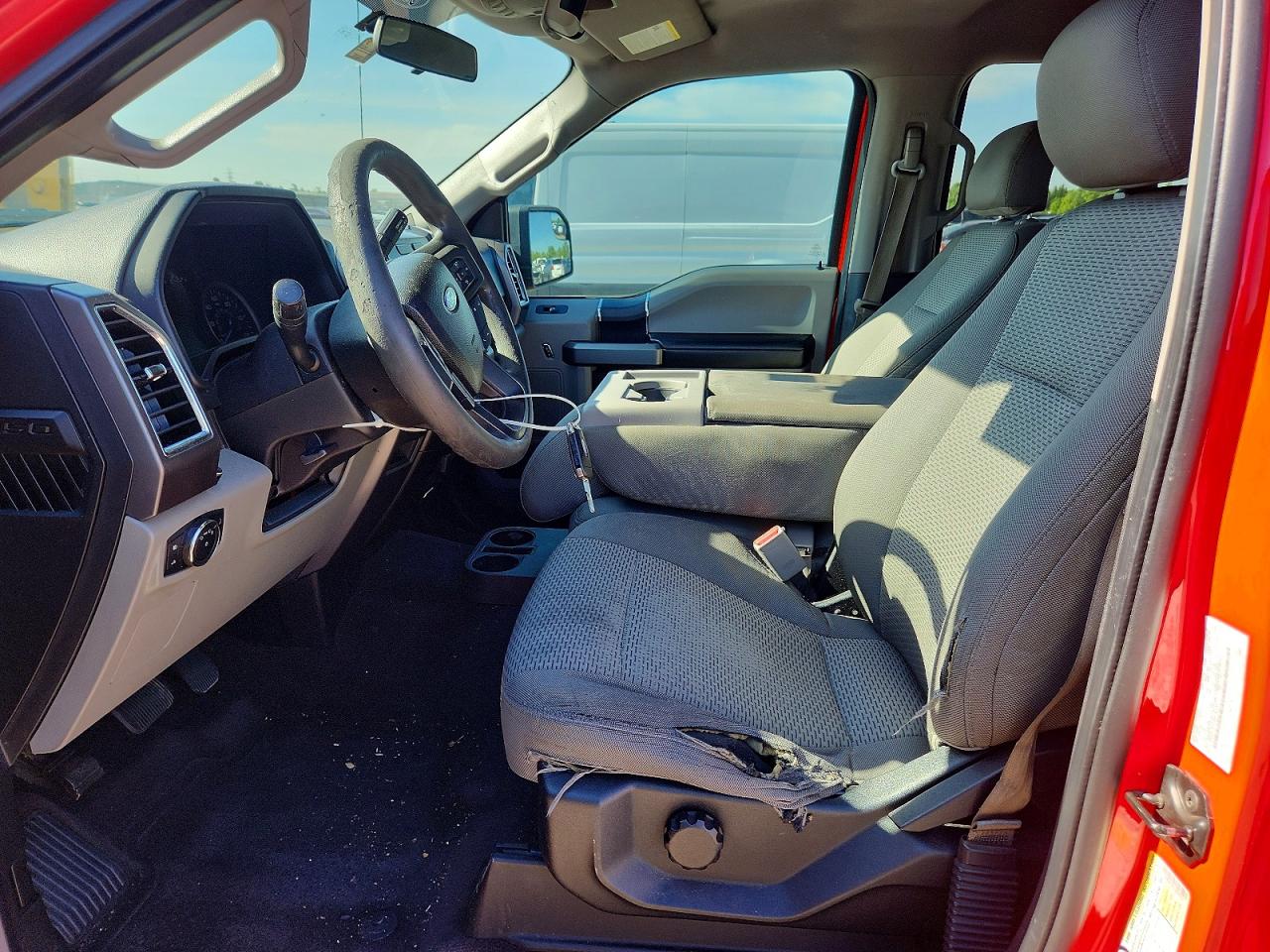FORD F150 2016 — 8