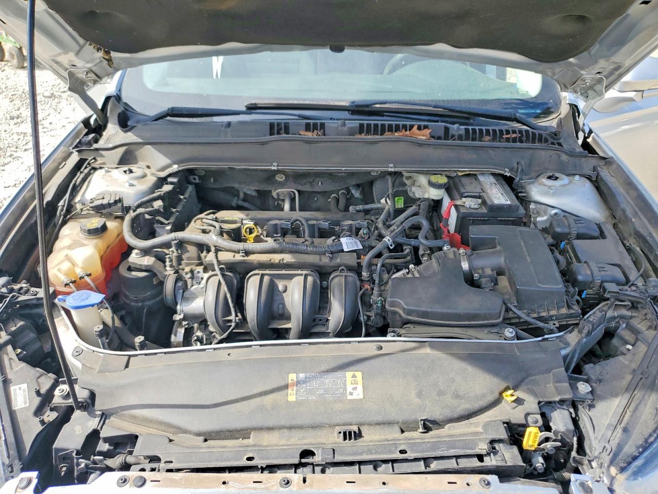 FORD FUSION 2015 — 12