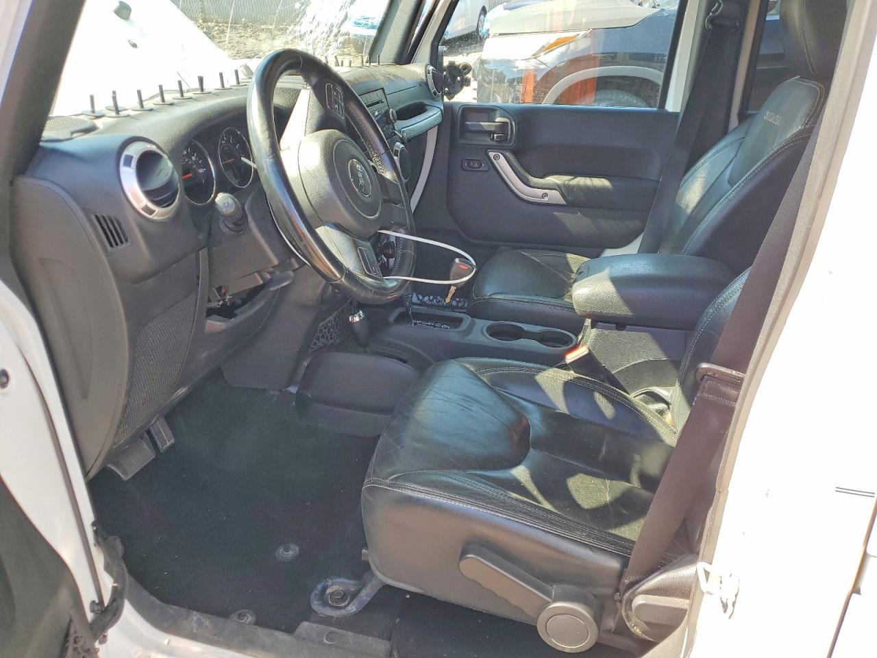 JEEP WRANGLER UNLIMITED 2016 — 8