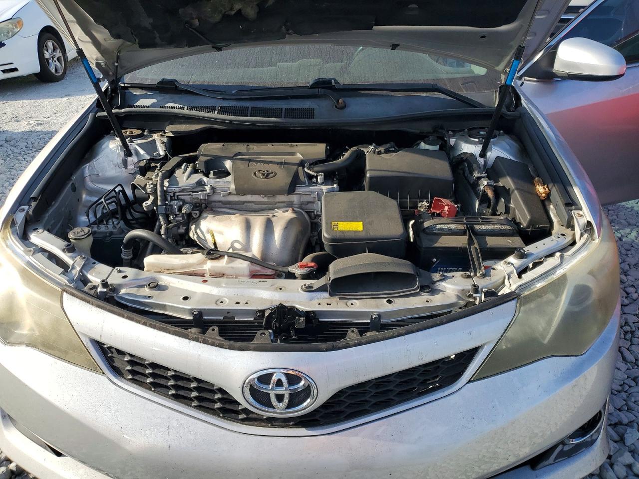 TOYOTA CAMRY 2012 — 12