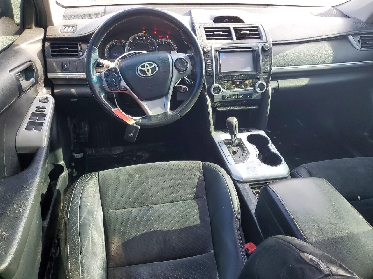 TOYOTA CAMRY 2012 — 9