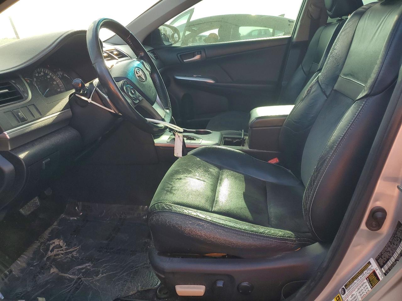 TOYOTA CAMRY 2012 — 8