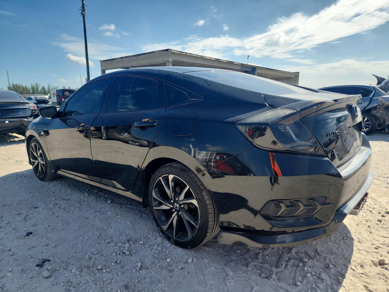 HONDA CIVIC 2020 — 3