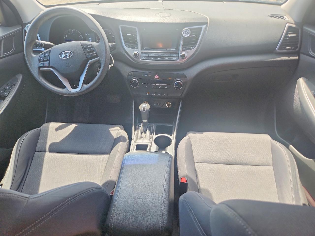 HYUNDAI TUCSON 2018 — 9