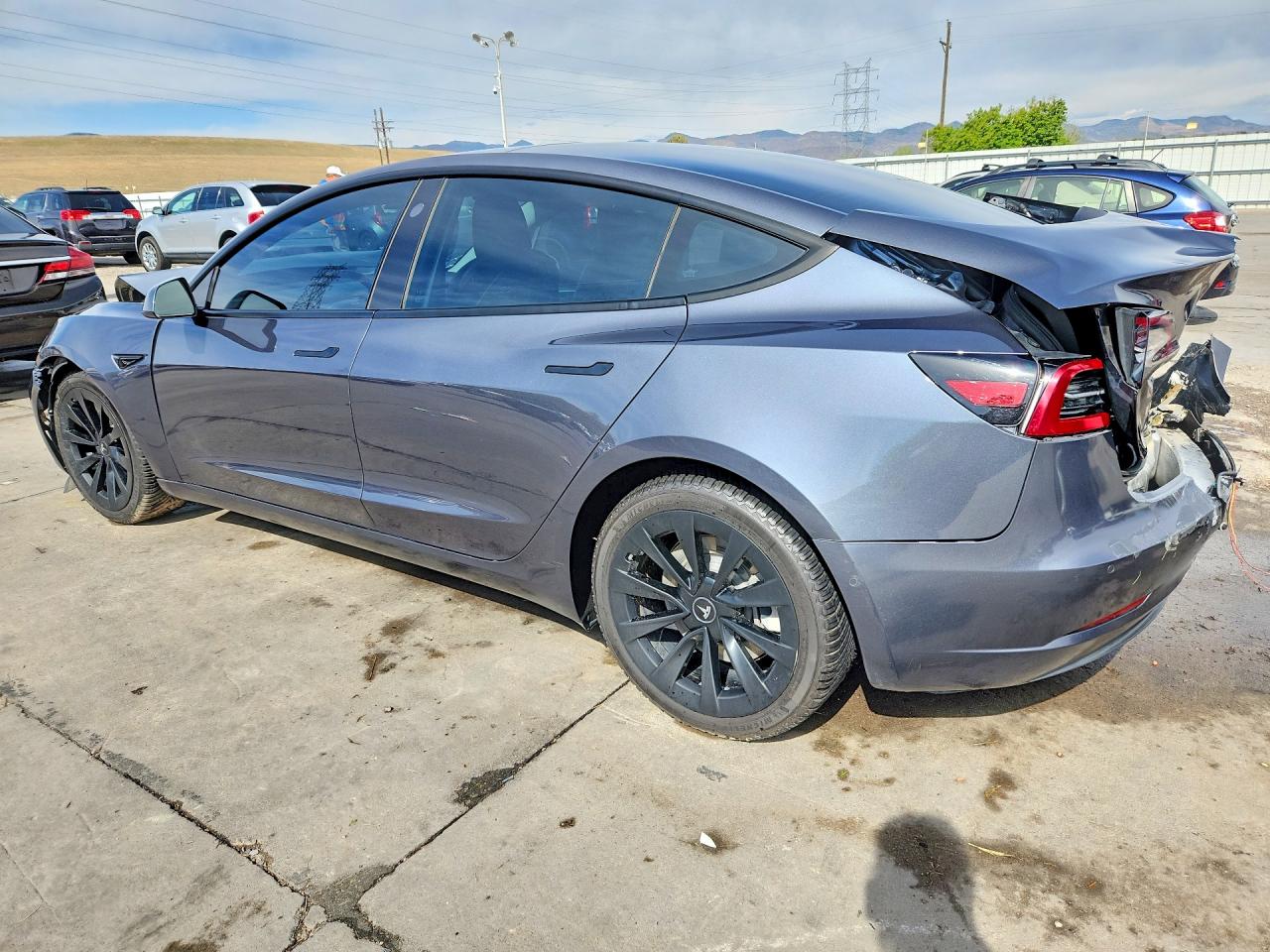 TESLA MODEL 3 2022 — 3