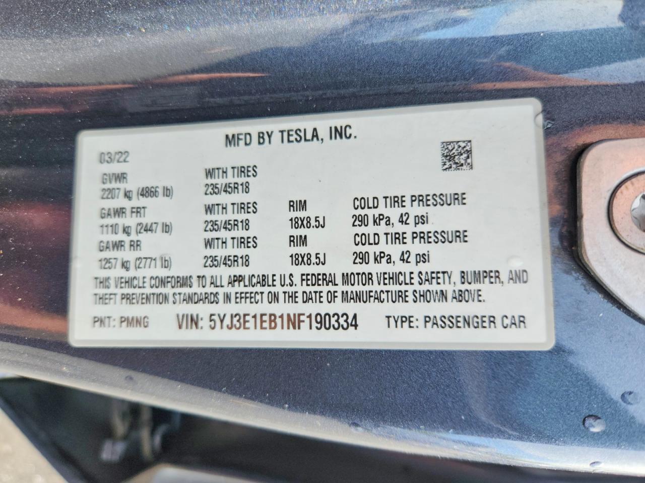 TESLA MODEL 3 2022 — 13