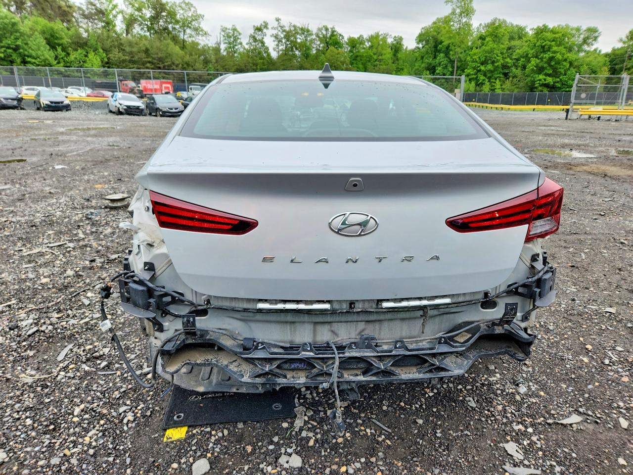 HYUNDAI ELANTRA 2019 — 7