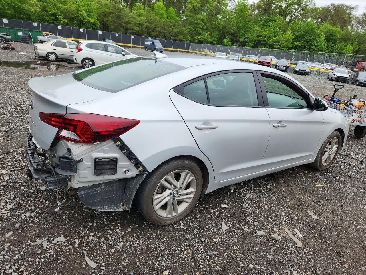 HYUNDAI ELANTRA 2019 — 4